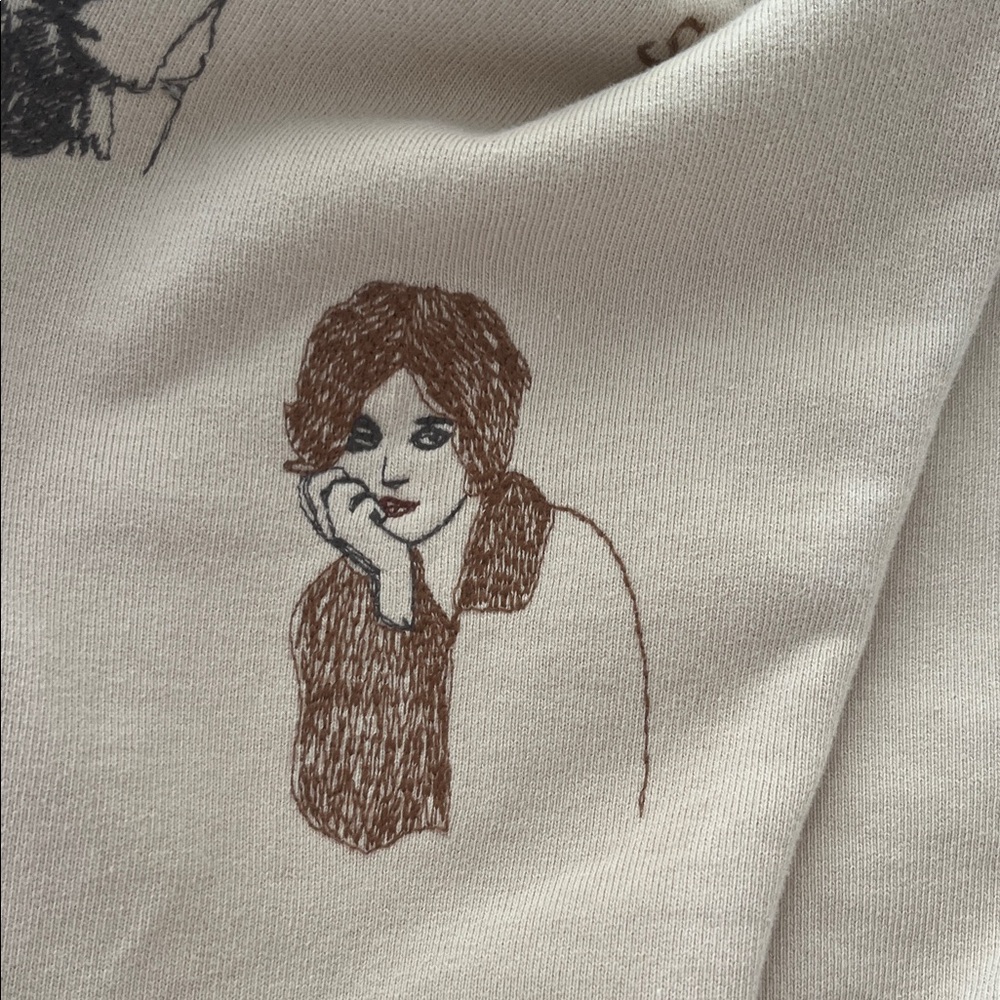 Graphic Cream Crewneck Sweater with Illustrated Motifs {small stain} - Picture 14 of 16